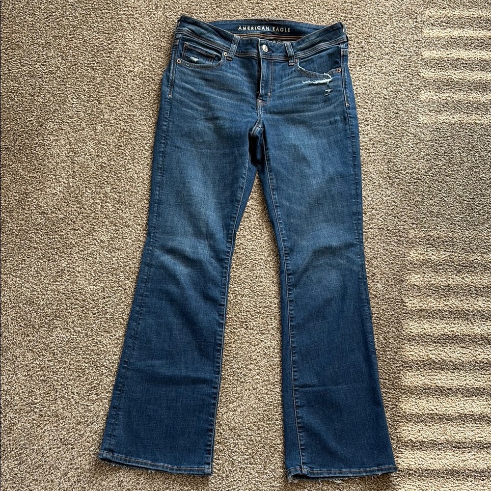 New without tags American Eagle Outfitters kick boot Leg Jeans size 8
